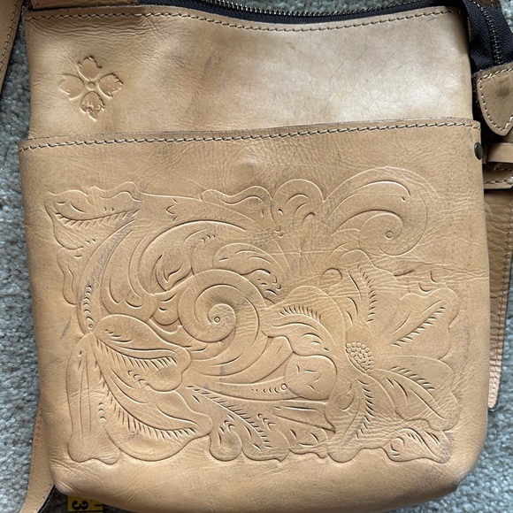 Patricia Nash Tan Crossbody Bag Tooled Floral Leather Classic Minimalist Western - Picture 10 of 10